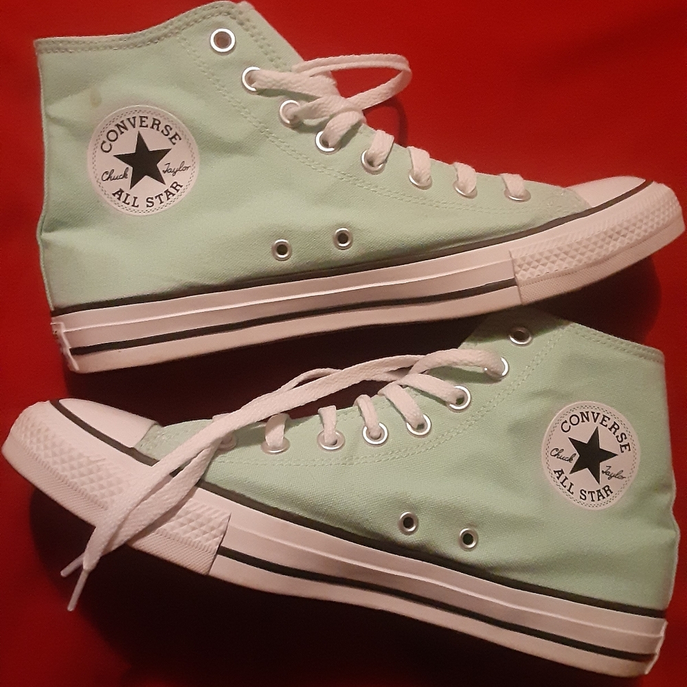 Converse All Star Chuck Taylor's